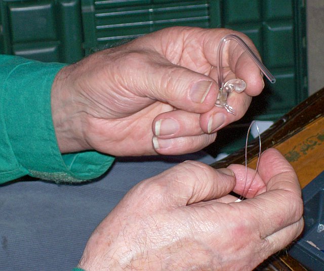 Close up on Retubing a Mould